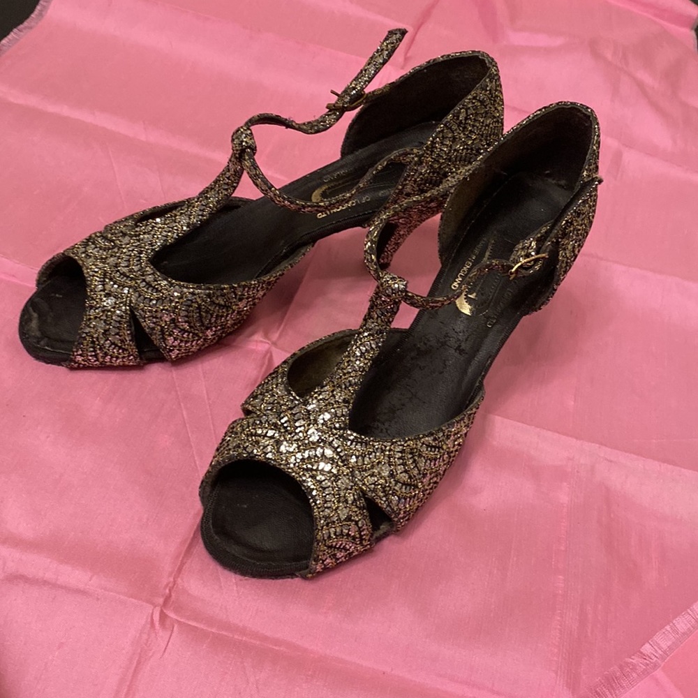 Most comfortable!!! Real dance shoes made with velvet sole